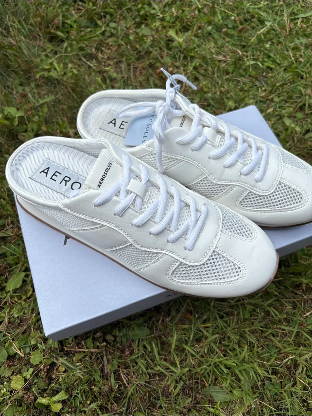 AEROSOLES White Mesh & Leather Slip-On Lace Sneakers